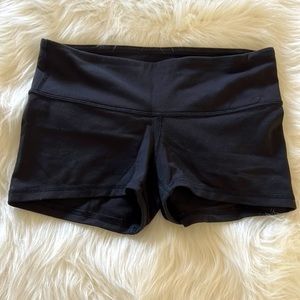 Lululemon black shorts